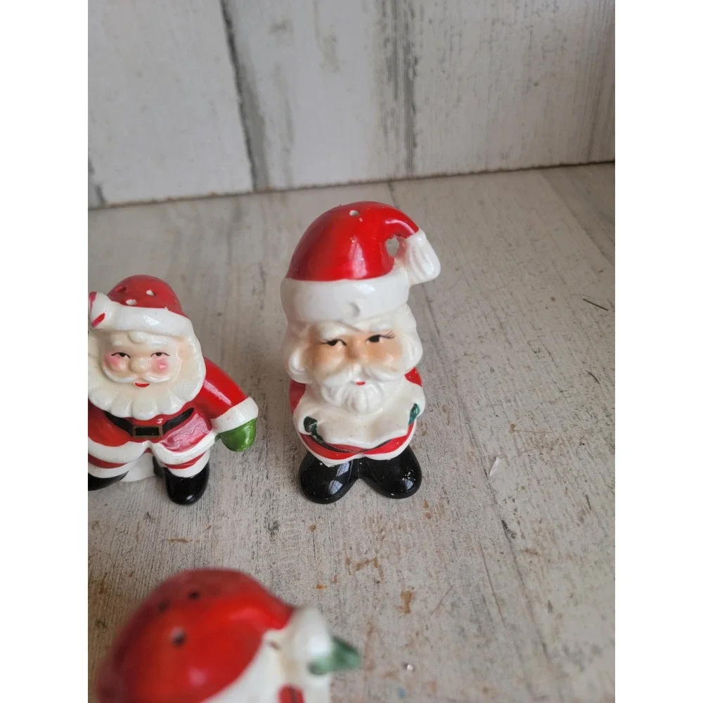 Vintage salt pepper Santa Claus shaker Xmas kitchen ceramic set